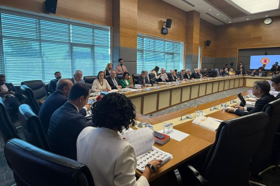 Sağlık alanına yönelik düzenlemeler içeren kanun teklifi komisyonda