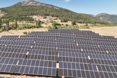 Gürsu güneşten kazanıyor: Elektriğin 5 katı üretim, milyonluk gelir