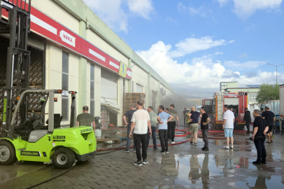 Bursa'da yangın paniği: Can kaybı yok, hasar büyük