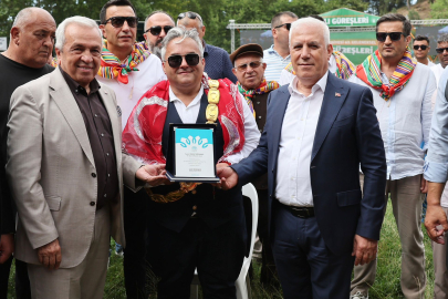 Bursa’da yağlı güreş coşkusu: Çalı’da 800 pehlivan kıyasıya yarıştı