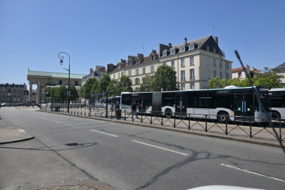 O ülkede kamusal alanlarda sigara yasağı yürürlüğe girdi