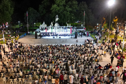 İnegöl Belediyesi TSM Korosu’ndan kulakların pasını silen konser