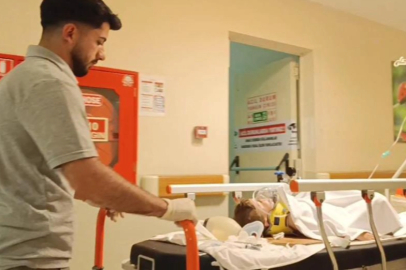 İnegöl'de balkondan düşen 3 yaşındaki çocuk ağır yaralandı