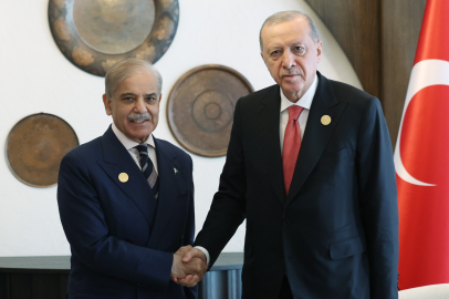 Erdoğan, Pakistan Başbakanı Şerif ile görüştü