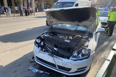 Bursa'da park uygulaması yapan polise otomobil çarptı