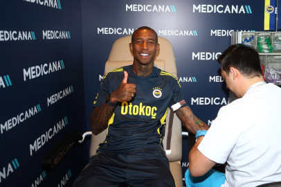 Fenerbahçe'de sağlık kontrolleri başladı