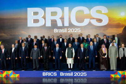 Bakan Fidan, BRICS Liderler Zirvesi'nde aile fotoğrafı çektirdi