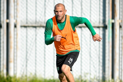 Bursaspor, yeni kadrosuyla ilk antrenmanına çıkıyor