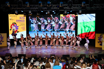 Altın Karagöz Halk Dansları Yarışması 37. kez Bursa’da sahne aldı