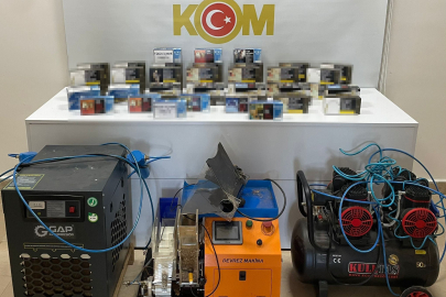 Kaçak makaron ve sigara sarma makinesi ele geçirildi