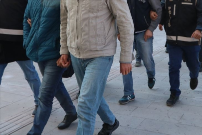 Türkiye’de göçmen kaçakçılığına operasyon: 572 göçmen yakalandı