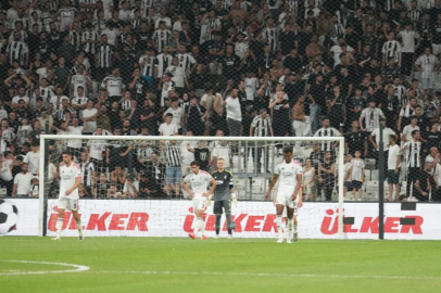 Beşiktaş ilk resmi maçında mağlup