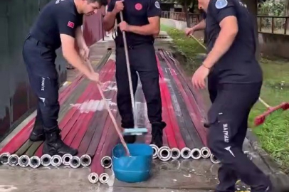 Bursa'da yangın sonrası itfaiyeden örnek temizlik