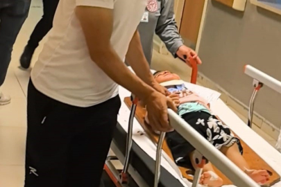 Bursa'da 2 yaşındaki çocuk balkondan düştü