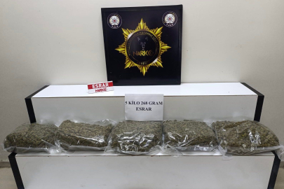Edremit'te 5 kilogram esrar ele geçirildi