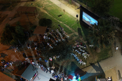 Gemlik’te yaz akşamları sinema ve eğlenceyle şenleniyor