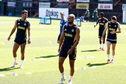 Fenerbahçe, Feyenoord maçının hazırlıklarını sürdürdü