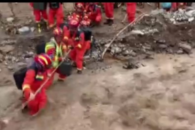 Çin'de sel felaketi: 10 ölü, 33 kayıp