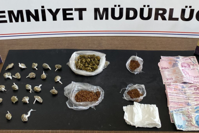 Zehir tacirlerine şafak darbesi: 3 tutuklama