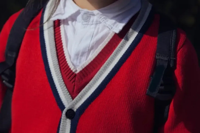 Okul formasına net kurallar: Desen, logo ve baskı yasaklandı