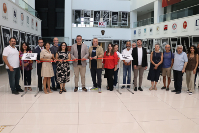 Bursa’da ‘Bir Sevdadır İpek’ fotoğraf sergisi sanatseverlerle buluştu