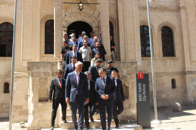 Bakan Ersoy Cizre'de incelemelerde bulundu