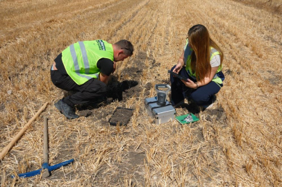 Büyükşehir'den üreticilere toprak analizi ve veterinerlik hizmeti desteği