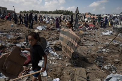 Gazze’de can kaybı 62 bin 744’e yükseldi