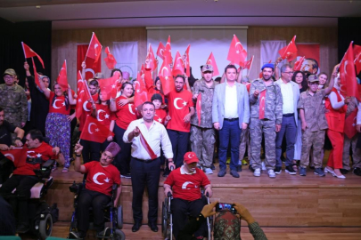 Osmangazi'de engelli bireylerden özel Zafer kutlaması