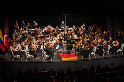 Limak Filarmoni Orkestrası'ndan Türkiye'de barış konseri