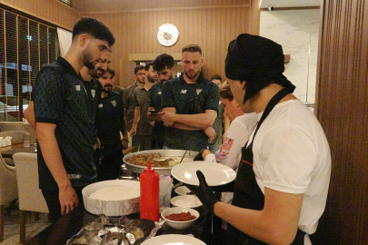 Bursaspor tantuniyle kutladı: Mersin’de galibiyetin tadı başka