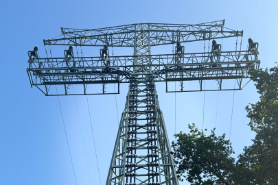 Berlin’de elektrik direklerinde kundaklama şüphesi