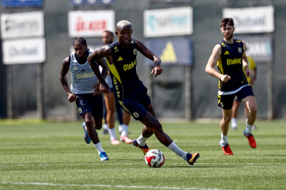 Fenerbahçe’de Trabzonspor mesaisi devam ediyor