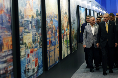 Erdoğan 'Beş Ressam Bir Şehir Canım İstanbul’ sergisini gezdi