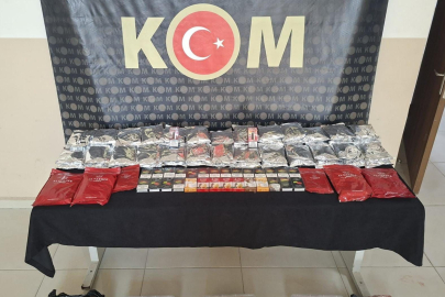 Kargo paketinden 61 kilo kaçak nargile tütünü çıktı