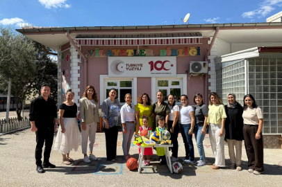 Yunusemre’de öğrenciler çevre bilinciyle ödül kazandı