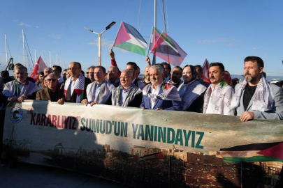 Bursa'da Filistin'e destek için tekneler denize açıldı