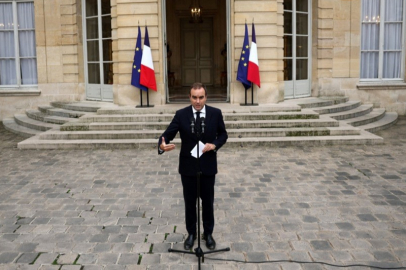 Fransa’da hükümet krizi: Başbakan Lecornu 27 gün sonra istifa etti