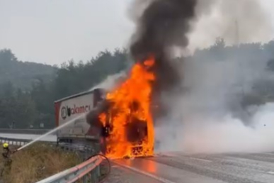 Bursa-Yalova yolunda TIR yangını: araç kullanılamaz hale geldi