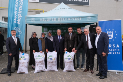Nilüfer’de 300 çiftçiye İtalyan çimi tohumu desteği