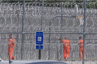 ABD sınırlarında 50 yılın rekoru: Kaçak geçişler azaldı