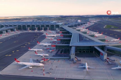 Bakan Uraloğlu: Günde 686 bin kişi hava yoluyla seyahat etti