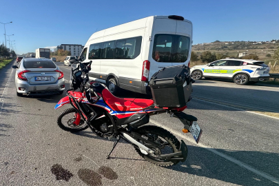 Motosiklet ile otomobil çarpıştı: 1 yaralı