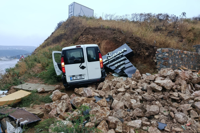 Erdek'te kaygan yolda araç duvara çarptı, sürücü yaralandı