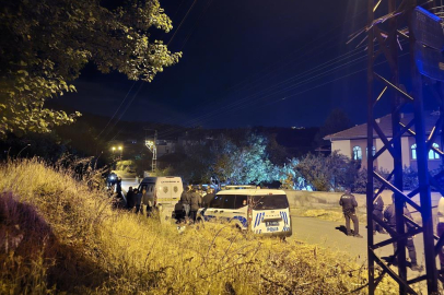 Atla geldi, yaşlı çifti öldürüp kaçtı