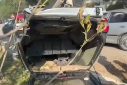 Bursa’da feci kaza: Otomobil refüje çarpıp takla attı