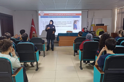 Lise öğrencilerine ilkyardım semineri