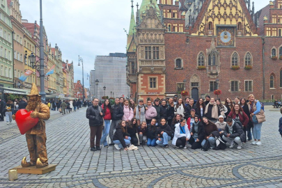 Nilüfer'den kız çocuklarına uluslararası eşitlik deneyimi