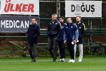 Fenerbahçe'de Başkan Saran idmanı takip etti