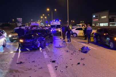 Bursa’da zincirleme kaza: 5 araç birbirine girdi